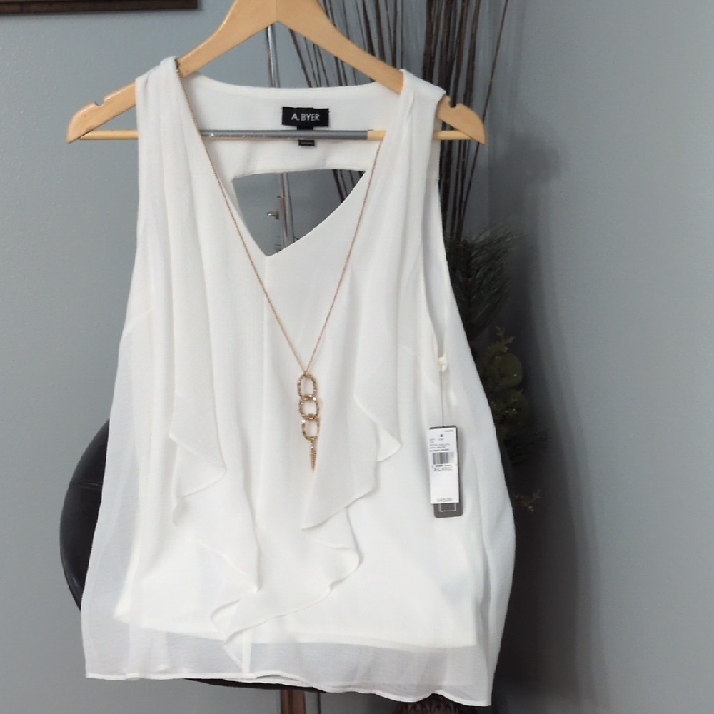 A. Byer Women's Off White Sheer Pucker Sleeveless Ruffle Blouse
